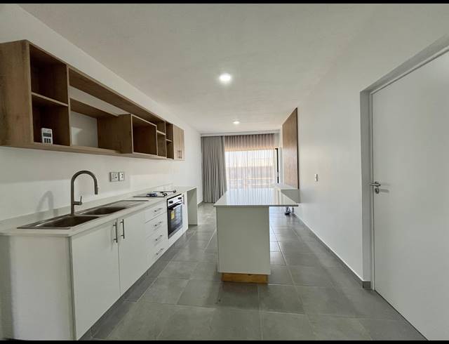 3 BEDROOM APARTMENT TO LET IN SHEFFIELD BEACH